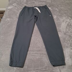 Vuori Mens Transit Jogger 4 Way Stretch Woven Everyday Pant Gray Sz. L